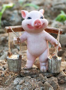 新款直销仿真猪可爱猪摆件搬砖推车猪奋斗猪家居装饰品拼博猪励志