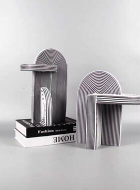 现代简约创意黑白色条纹树脂摆件家居样板房间客厅电视柜软装饰品