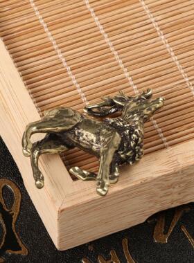 袖珍铜鹿小摆件实心黄铜小鹿手把件铜对鹿古玩铜器仿古铜微雕老铜