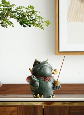 中国金蟾蜍幸运饰品石雕蟾蜍创意香办公室桌面店开业乔迁礼物
