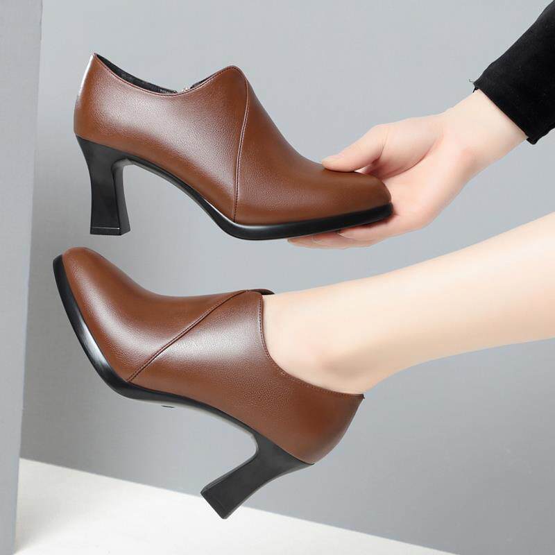 正品秋妈妈鞋子软底春女款单鞋鞋2025新款中中老年年高跟真皮春季 - 图2