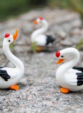 新款玻璃汽车装饰摆件桌面小动物摆件客厅装饰玻璃家居装饰品摆件