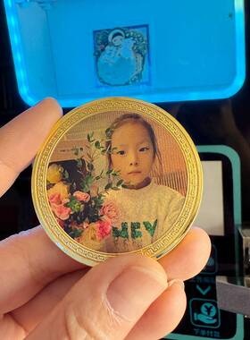 自助打印纪念章机金银币景区DIY谷子UV彩印设备多功能自动售卖机