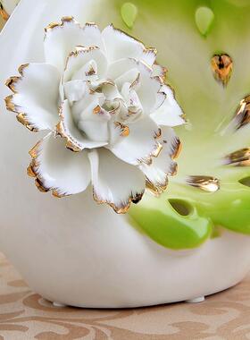 欧式家居饰品结婚乔迁礼物创意工艺陶瓷天鹅电视柜饰品珐瑯瓷摆件