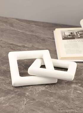 现代简约几何树脂方形套环艺术摆件客厅卧室书房电视柜家居装饰品