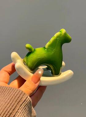 马年冰裂纹摇摇马摆件创意吉祥物玄关陶瓷装饰品家居工艺品送朋友