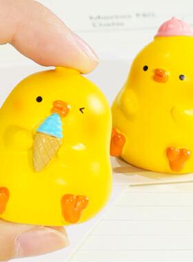 元气鸭迷你摆件卡通小鸭子可爱树脂工艺品汽车内饰微景观装饰礼物