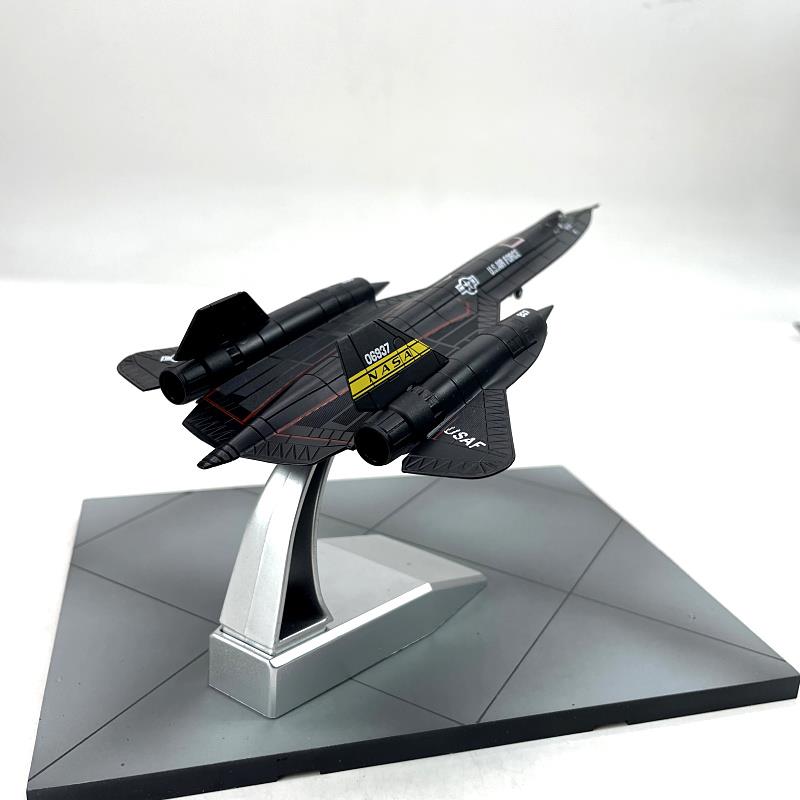 新款1:144美包国SR-71黑鸟侦察机战机仿真合金斗机飞模型成品邮 - 图2