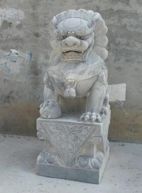 定制多规格青石狮子看门动物石雕一对别墅门口景区青石雕刻石狮子