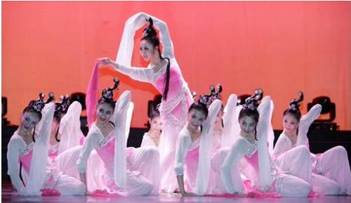 桃夭演出服桃李杯表演服舞台民族舞群舞蹈少儿桃夭古典舞蹈服水袖 - 图0