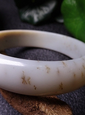 包邮红蓝宝厂家直销和田玉手镯