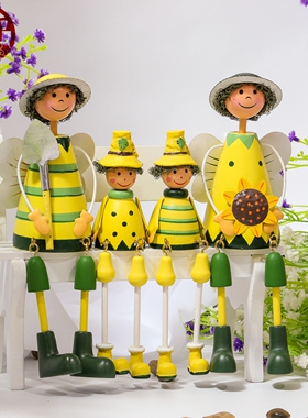 餐厅田园风吊脚娃娃酒柜装饰品