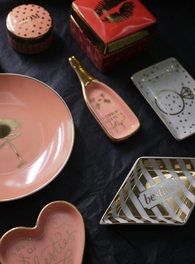 w1962r家派对潮品心形祝福摆件