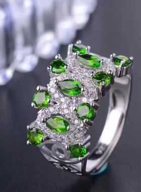 豪华风镶嵌天然透辉石戒指