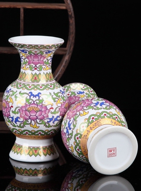 陶瓷白色佛堂摆件插花瓶