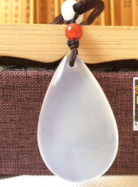 天然冰透玛瑙水滴形无优化吊坠