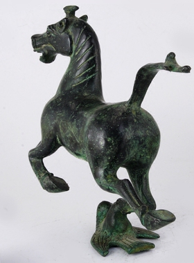 仿古风办公室客厅商务礼品铜奔马