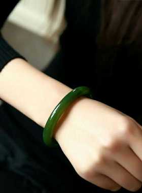 碧玉翡翠色绿玛瑙生日礼物手镯