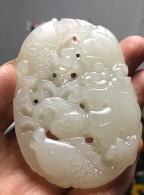 碧玉连年有余男女款镂空精雕吊坠