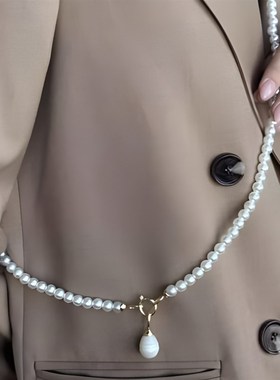 新款轻奢小众高级设计感长款项链女百搭简约冷淡风西装.斜挎装饰