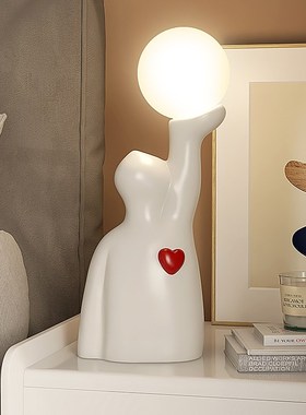 简约卧室床头柜装饰台灯少女房间布置家居艺术装饰品创.意夜灯摆