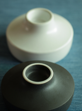梵悦 景德镇瓷泥古朴纯手工插花小花器茶道配件复古干果点心盘子