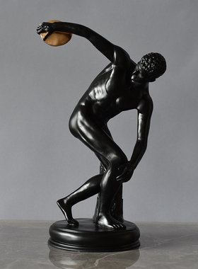 北欧轻奢掷铁饼人物运动员雕塑摆件现代简约书房客厅样板间装饰品