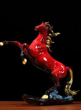 陶瓷创意马摆件马到成功红色招财马工艺礼品摆饰客厅办公室酒柜装