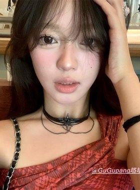 芒星黑色皮革项圈y2k辣妹朋克亚文化颈链小众设计choker潮酷项链