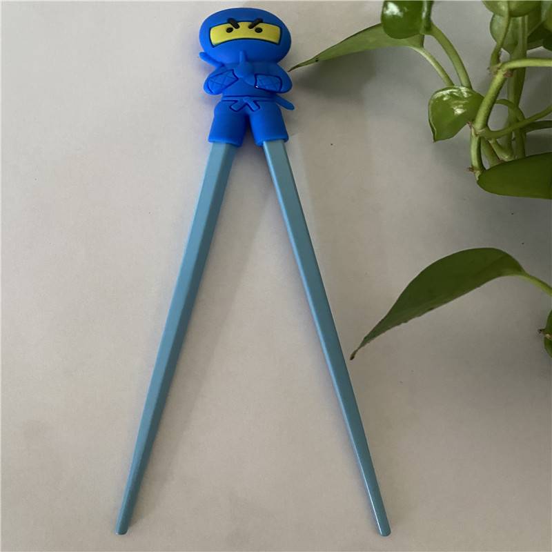 新品1 pair of cute samurai chopsticks learning training - 图2