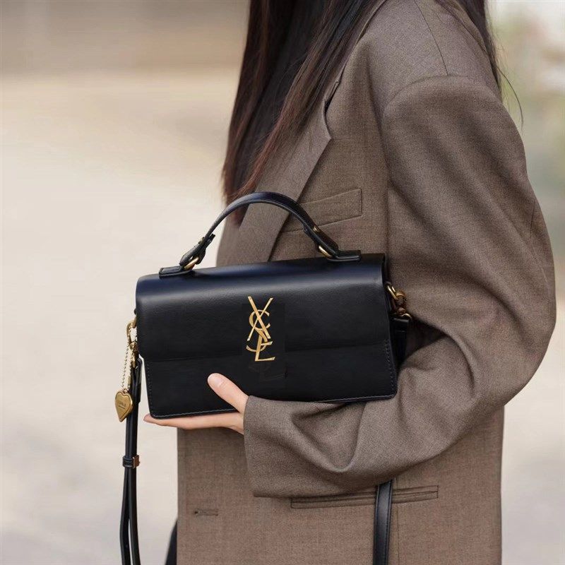 今年流行的包包2024新款韩版手提小方包气质高级感百搭单肩斜挎包,淘宝优惠券,粉丝福利购,淘宝优惠卷