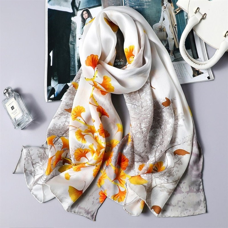 2020new muffler women gift silk scarf sJatin print long Shaw - 图0