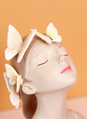 北欧轻奢女孩树脂工艺品ins摆件客厅摆件家居电视柜桌面新家装饰