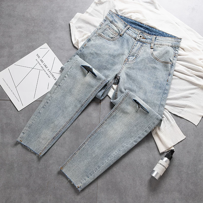 Summer trend elastic jeans, trousers