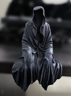 “给桌面增加神秘感”创s意神秘黑衣人摆件礼物 暗黑系桌面摆件
