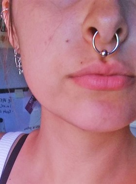 小众高货2PCS Surgical Steel Captive Bead Ring Ear Hoop Nose