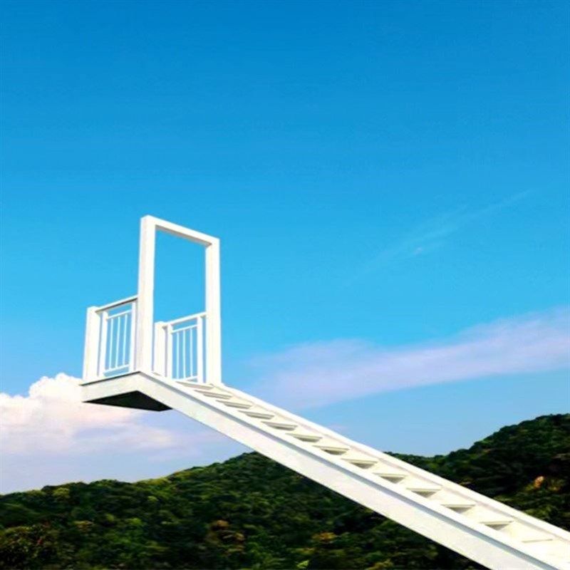 新品网红天梯拍照场景道具打卡爱心摆件造型不锈钢相框云梯云端楼,淘宝优惠券,粉丝福利购,淘宝优惠卷