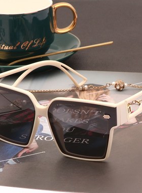 2022新款大框墨镜女韩版潮白色方形偏光太阳眼镜个性镂空宽腿防晒