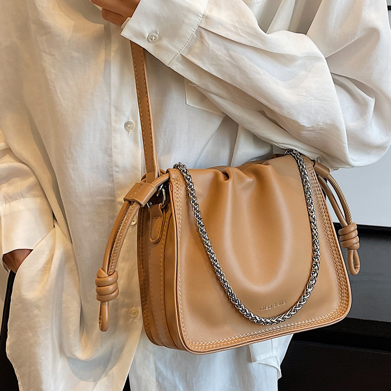 小众设计包包女高级感2023新款秋冬百搭链条云朵包褶皱单肩斜挎包,淘宝优惠券,粉丝福利购,淘宝优惠卷