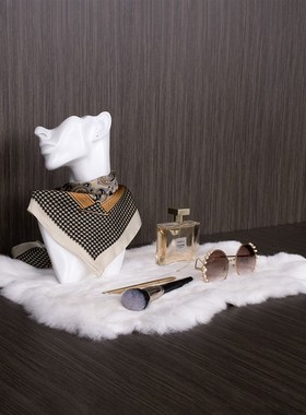 轻奢样板房衣帽间摆件软装全屋定制家居展厅软装样板间衣柜装饰品