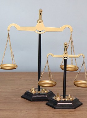 复古怀旧老式手工铁艺天平工艺秤店铺橱窗玄关装饰品摆件创意桌面