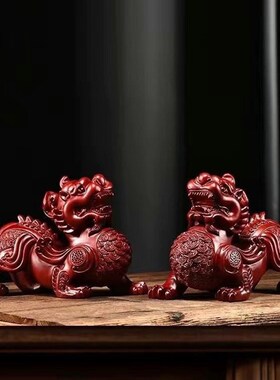 红色木制貔貅实木招财摆件家居皮丘纯木质店铺开业送礼品礼物