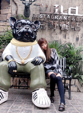 雕塑定制玻璃钢卡通人物雕像饭店吉祥物户外装饰店门口大摆件定做