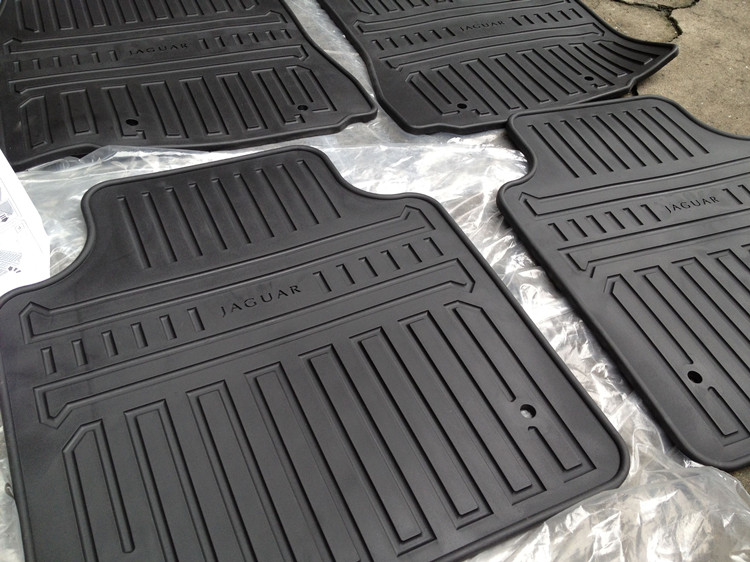 rubber and carpet car mats