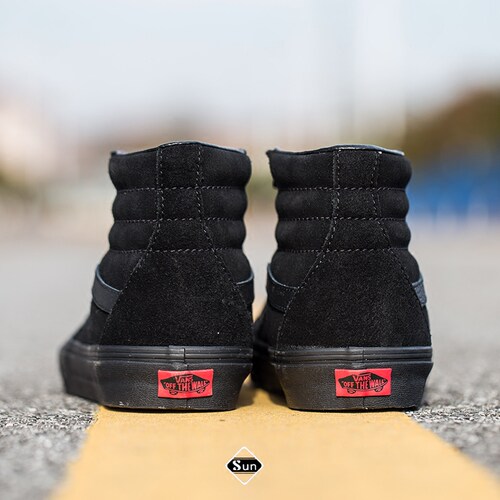 VANS经典款黑武士 纯翻毛皮高帮SK8-Hi纯黑男鞋女板鞋VN000D5IBKA - 图2