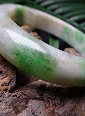 石榴石舒俱来东陵玉手镯