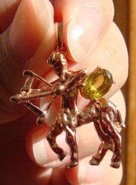 纯银镀18k柠檬黄立体射手座吊坠