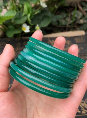 天然绿玉髓细条玛瑙手镯