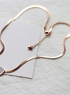 优雅黑色方形钛钢保色蛇骨链高级