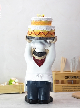 寓居欧式餐厅举蛋糕厨师人物摆件